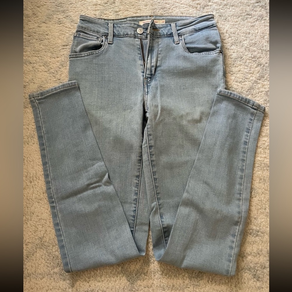 Levi’s High Rise Skinny Jeans Size 26